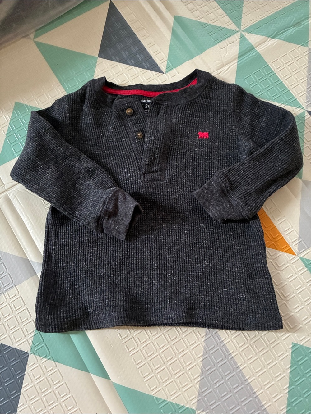 20/25$ 🧸 Carter's Boys Black Ribbed Henley Top with Red Accent